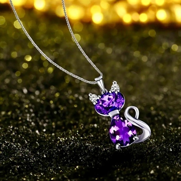 Cute Cat Pendant Necklace - NWT - Picture 3 of 5